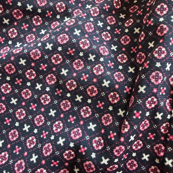 Purple patterned skirt - Picture 2 of 4